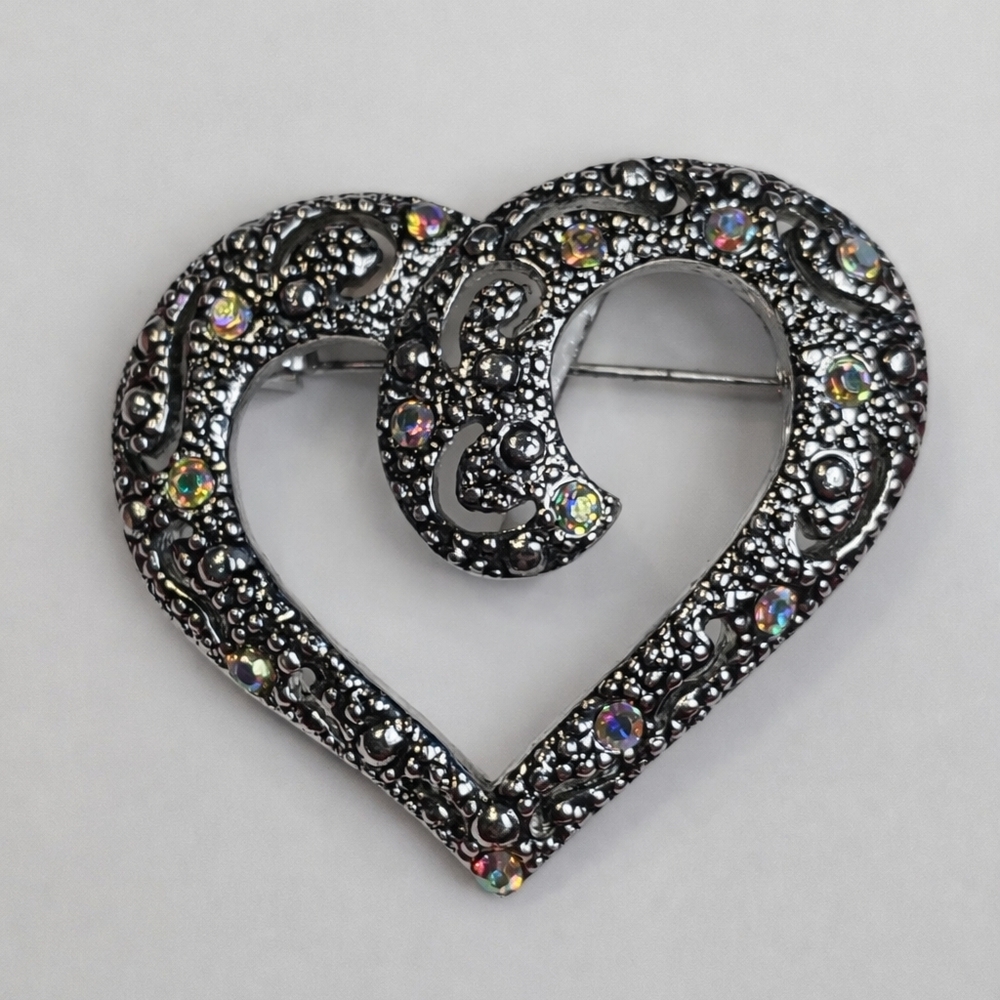 New Heart Brooch Pin – Sparkling Rhinestone – Gift Boxed
